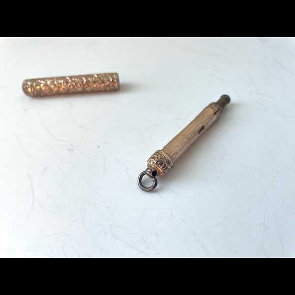 Rare Antique Victorian Gold Plated Repoussé Mechanical Pencil - Picture 11 of 14